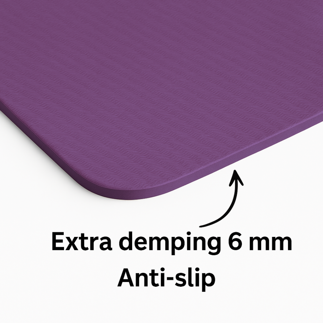 Close‑up paarse MyBodyFuel‑yogamat met antislipstructuur, 6 mm demping